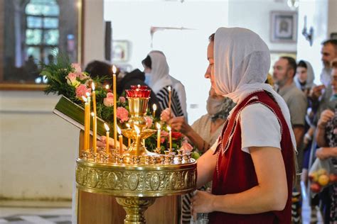 В чем суть крещения и какие традиции с ним связаны