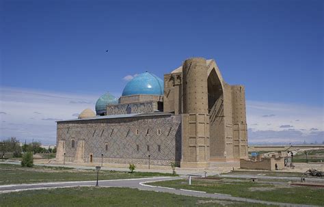 Исторические корни и значения фразы "той болсын" в культуре Казахстана