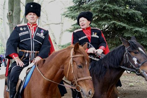 Какие люди славят свою Родину?