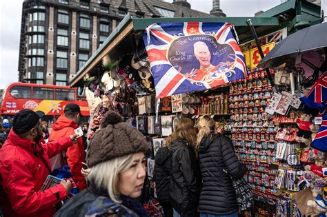 Коронации в разных странах