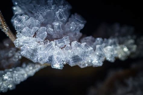 Кристаллы льда: формы и феномены