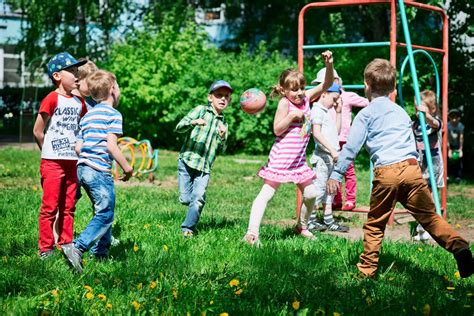 Летние игры на улице для детей: радостное времяпровождение на свежем воздухе