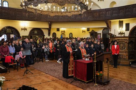 Обрядные песнопения и музыкальное сопровождение во время прощания