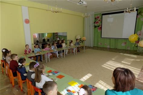 Означение символа сновидений, связанного с детским садом