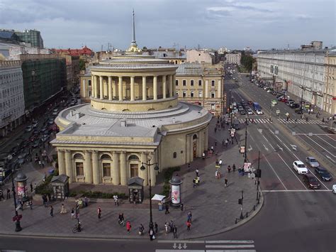 Особенности питерского рейва