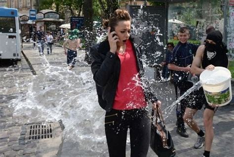 Переживание эмоционального расстройства при обжигании водой во сне