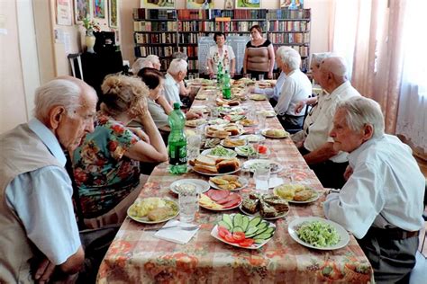 Поминки и скорбный обед