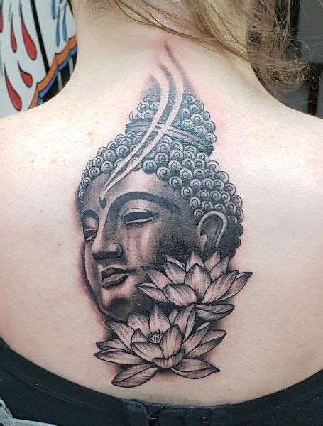 Популярные варианты татуировок с цветком лотоса