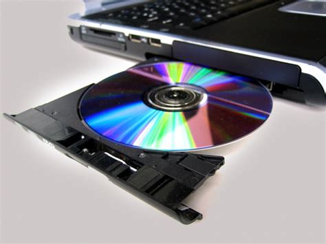 Причины компьютера не считывать дисковод и способы решения проблемы: