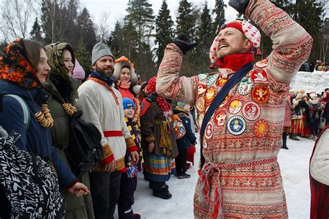 Происхождение паков