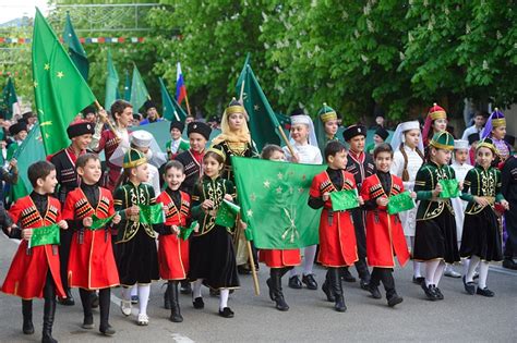 Происхождение черкесского флага