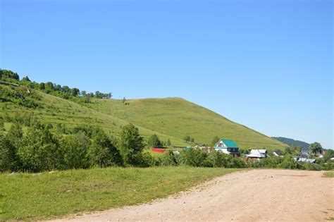 Сновидения о гористой речке с прозрачной водицей