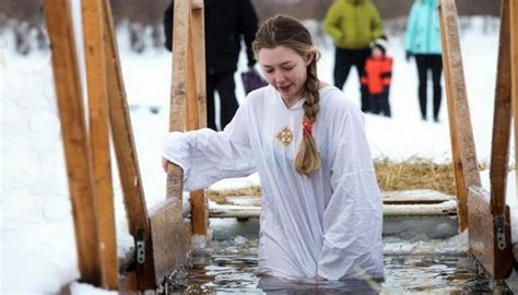 Сны о погружении в теплую и прозрачную воду