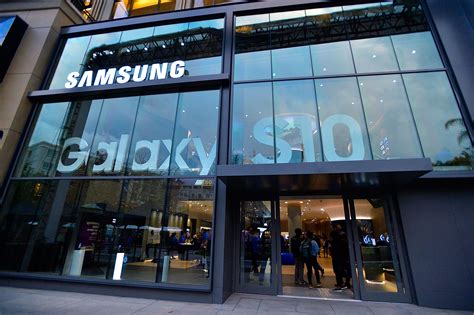 Samsung Galaxy Store